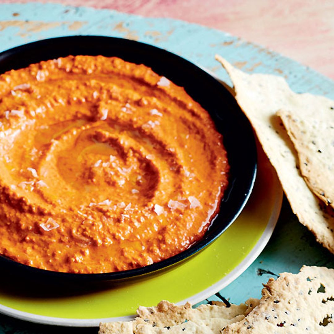 'Hummus' de  garbanzos en conserva y pimientos del piquillo
