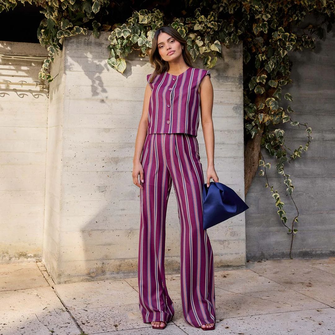 El look de invitada ideal si no quieres llevar vestido: un dos piezas 'made in Spain'