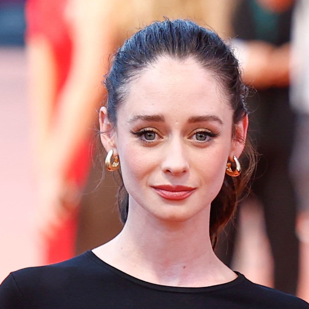 Elena Rivera deja a todos con la boca abierta cantando copla: "Salir a un evento de alfombra roja y acabar en un karaoke"