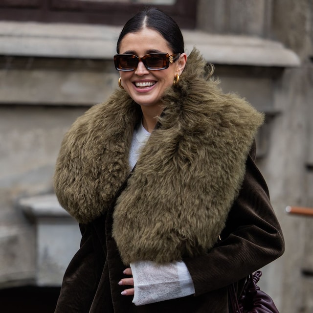 La bufanda de pelo es tendencia en invierno