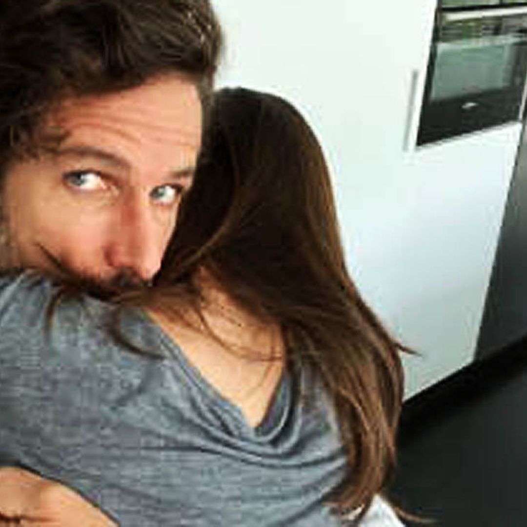 Mimos y abrazos de koala, la tierna cuarentena de Feliciano López y Sandra Gago