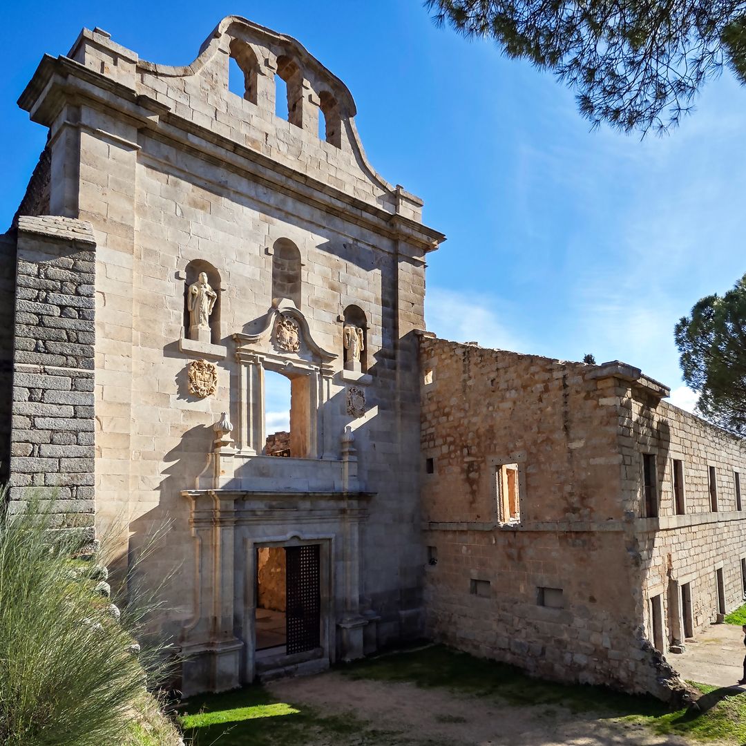 Ruinas del monasterio de Santa María la Real de Valdeiglesias, Pelayos de la Presa, Madrid