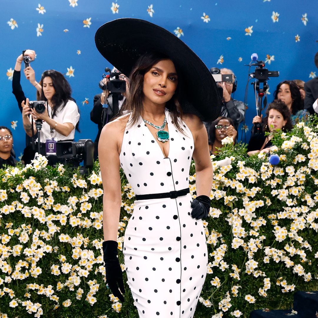 Lunares: vuelve el estampado de espíritu español que adoran Priyanka Chopra y Madonna