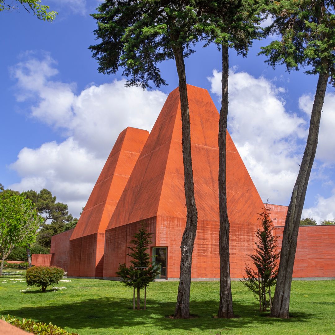 Casa das Histórias Paula Rego, Cascais, Portugal