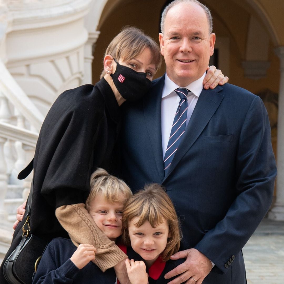 La princesa Charlene regresa a Mónaco: Mira las fotos del reencuentro familiar