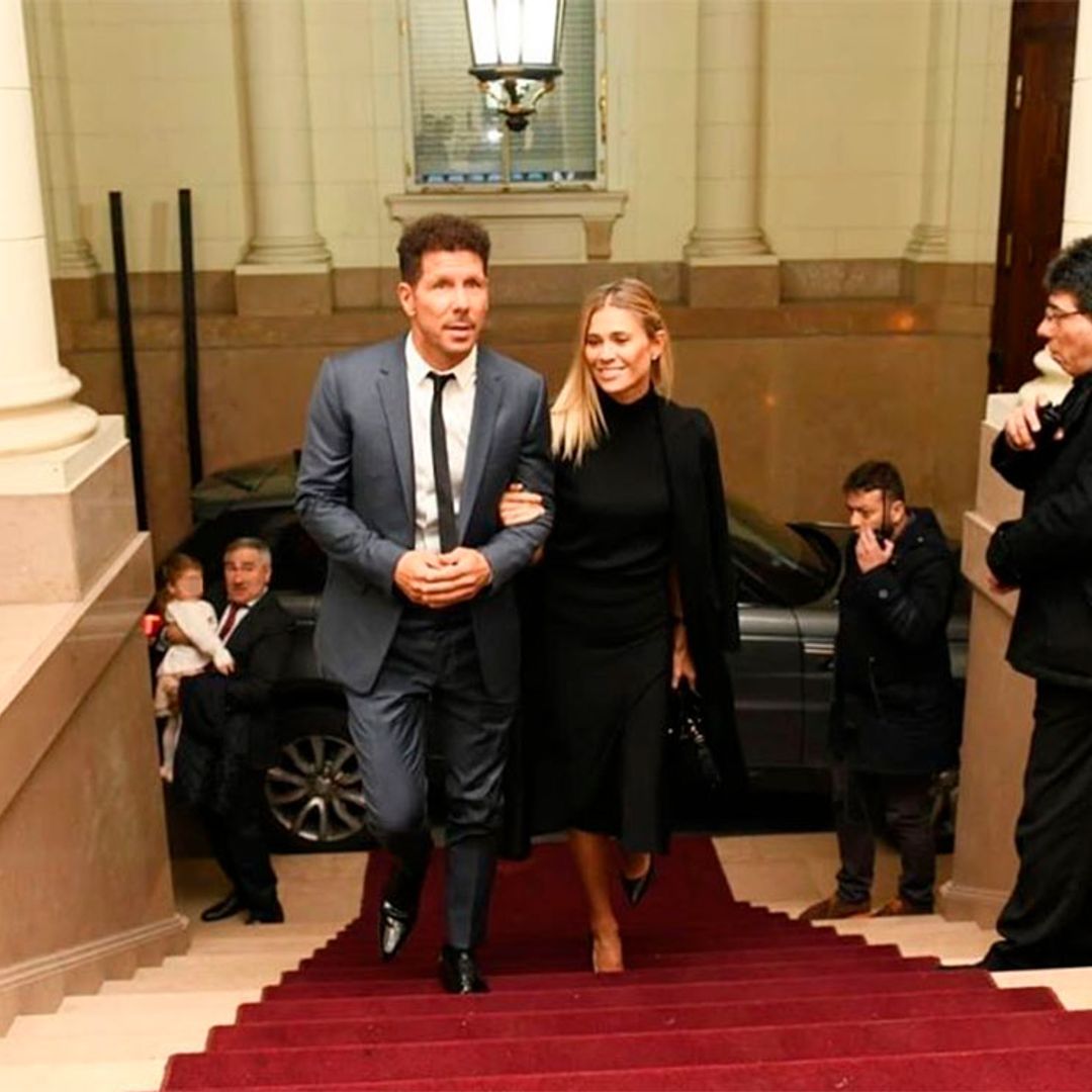 Tras su boda sorpresa, Simeone celebra en familia y en su tierra natal su último éxito