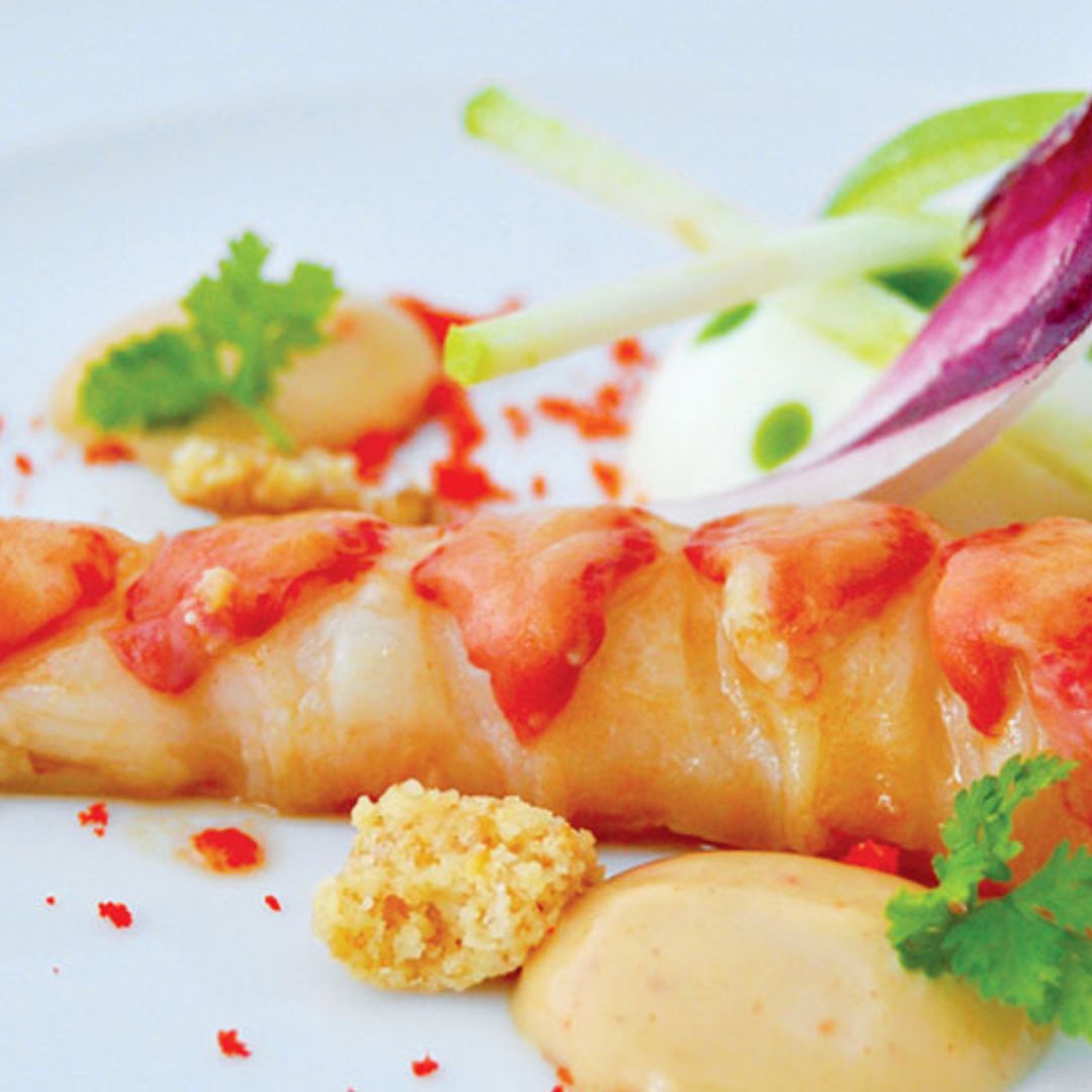 Ensalada de bogavante, con mayonesa de coral y 'panna cotta' de verduras