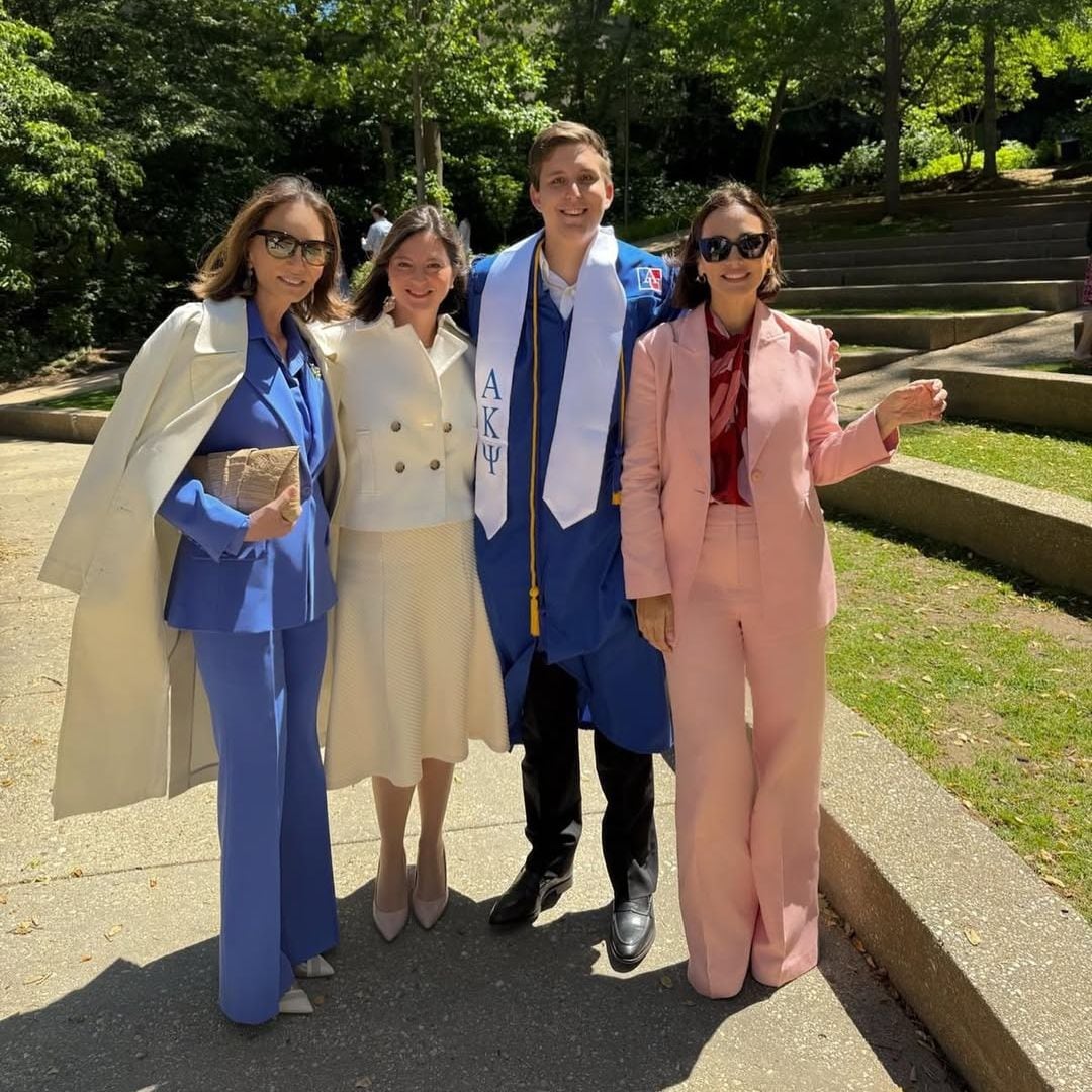 Isabel Preysler, una abuela orgullosa en la graduación de su nieto mayor, Alejandro Altaba