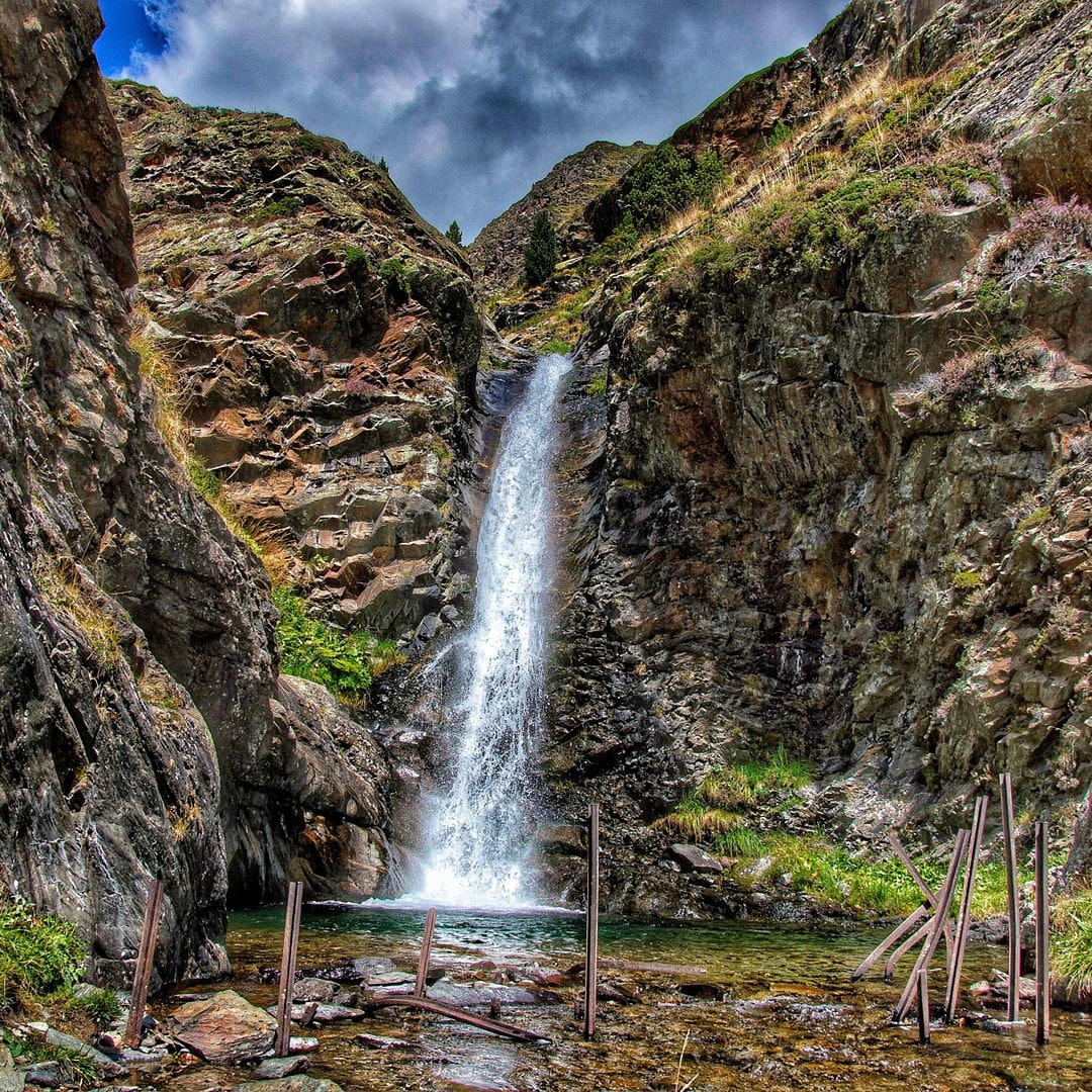 Cascada en Vall Fosca, Lleida