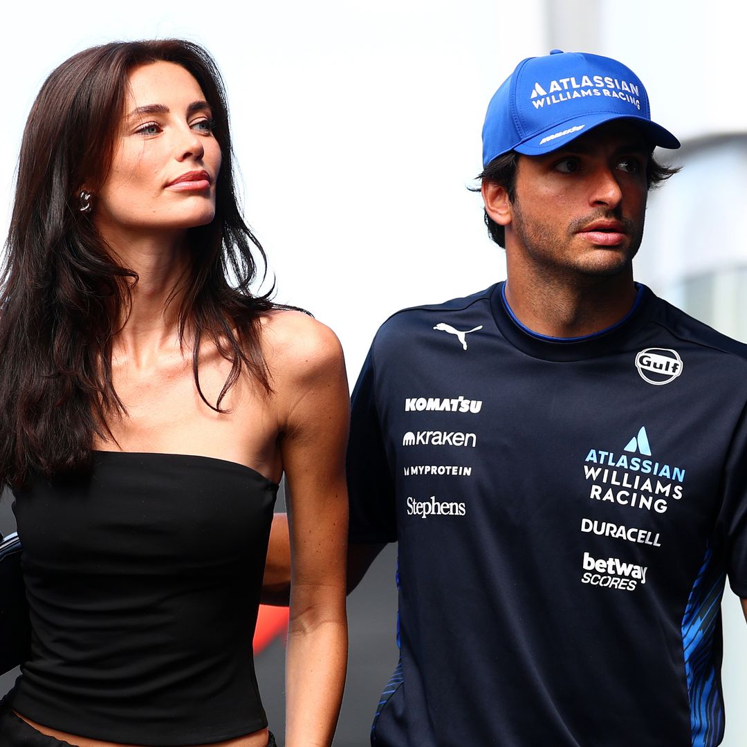 Las fotos más románticas de Carlos Sainz Jr y Rebecca Donaldson en el día que el piloto celebra su cumpleaños