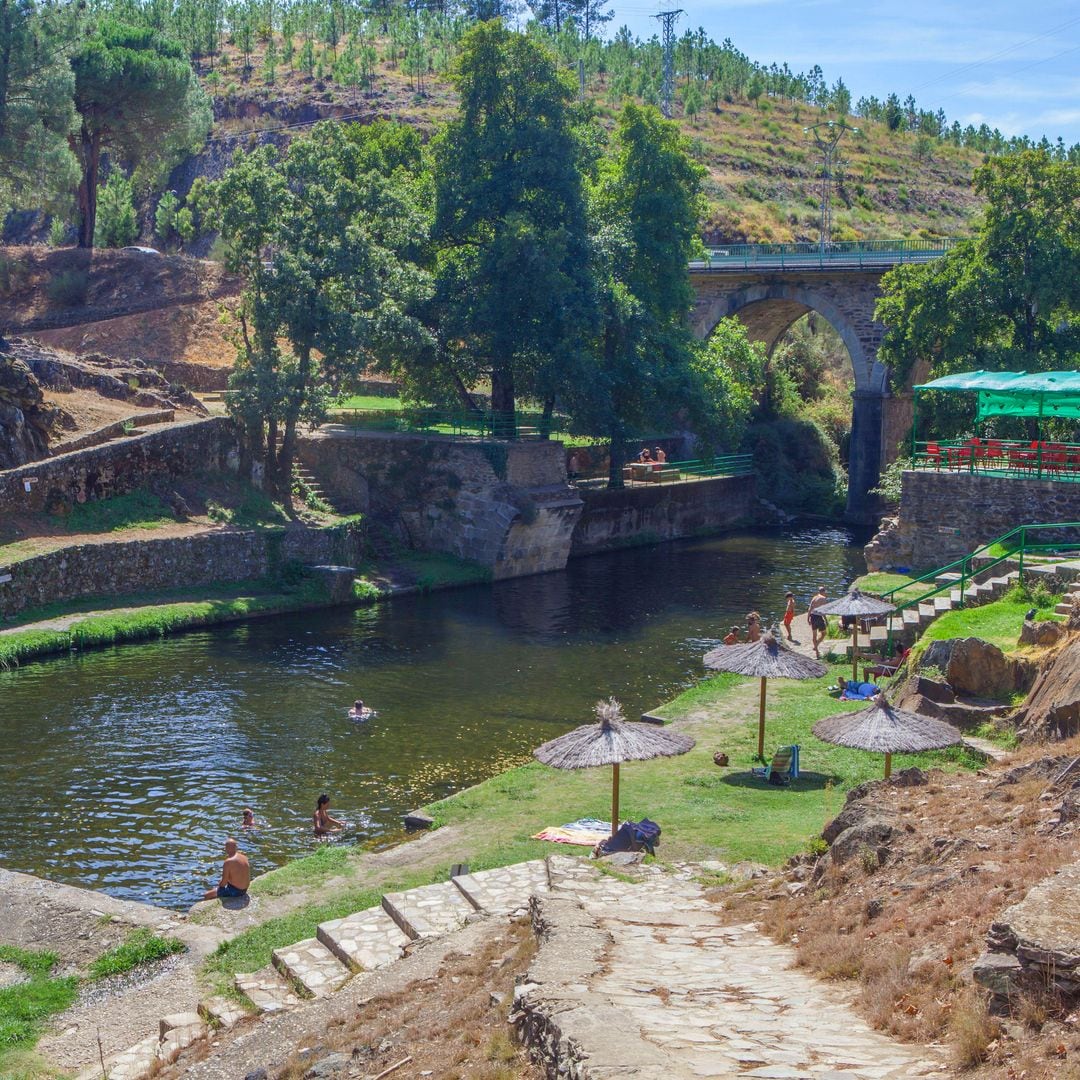 Piscina natural de Perales del Puerto, Sierra de Gata, Cáceres