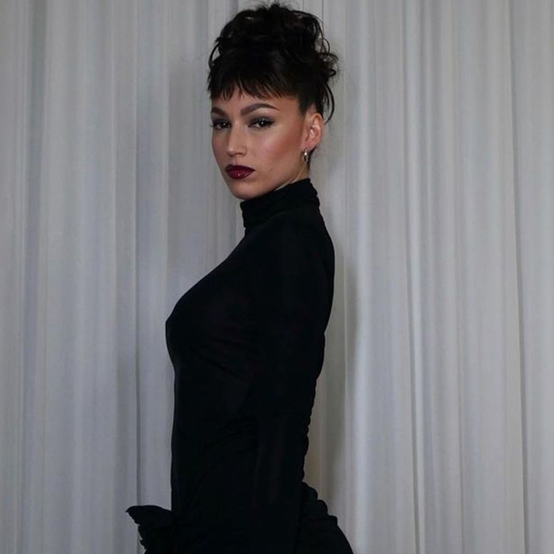 Hailey Bieber y Úrsula Corberó coinciden con el 'little black dress' más bonito de estas fiestas