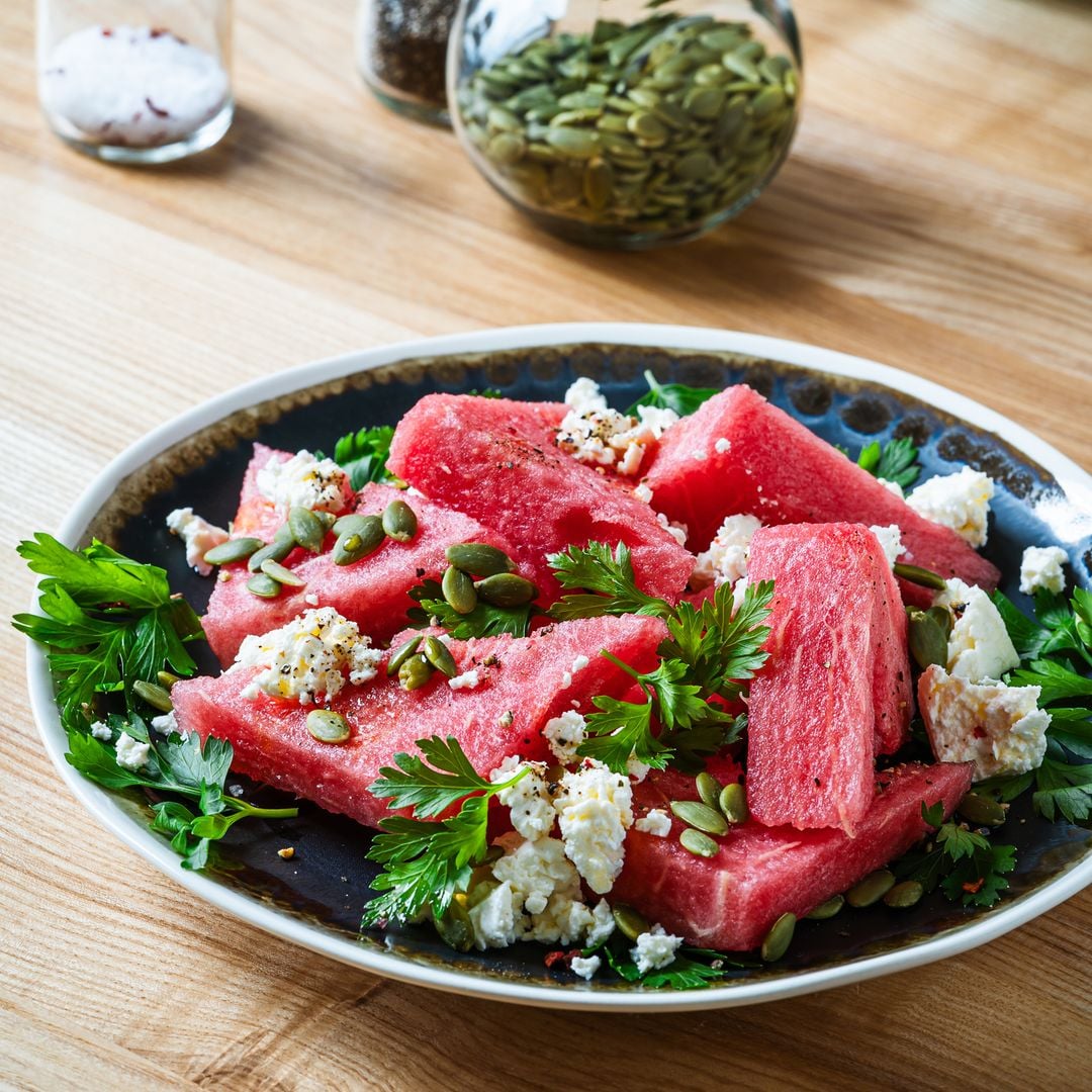 Ensalada de sandía con queso feta y menta