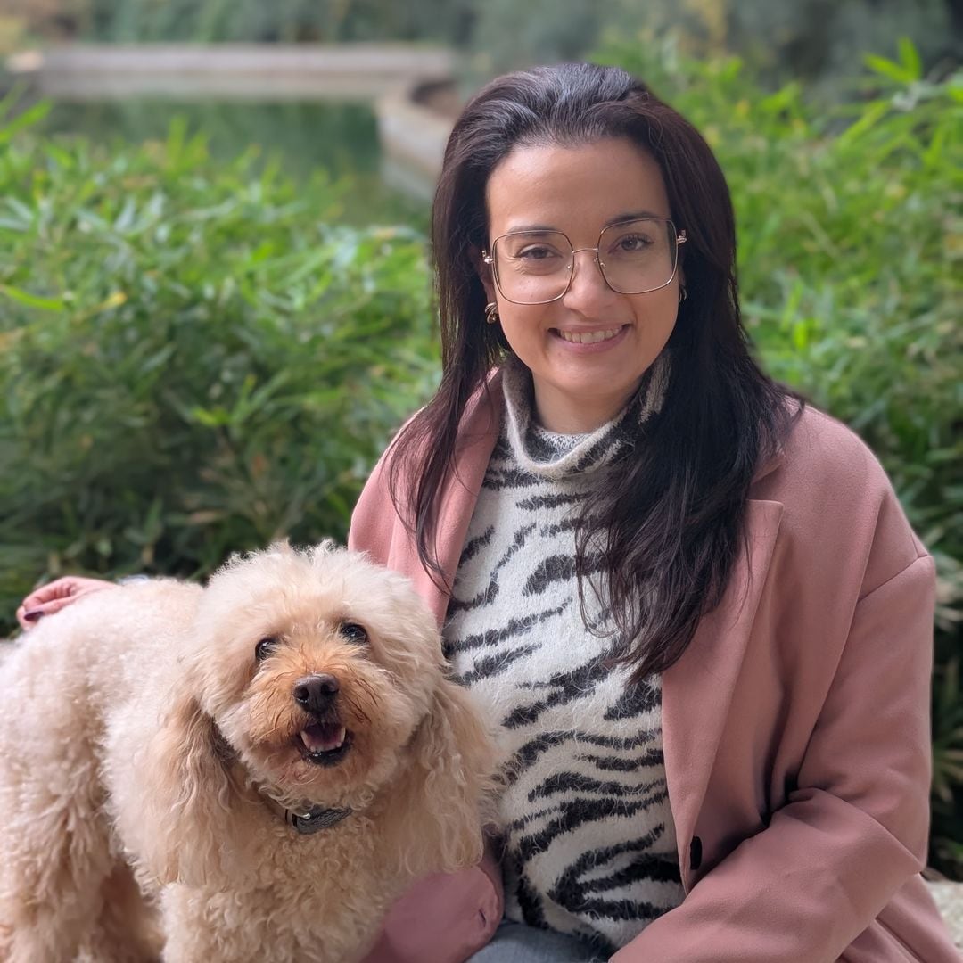 Elisenda Saperas, veterinaria: "Una mascota no debe ser una sorpresa para el niño en Navidad; debe entender que no es un juguete sino un miembro más de la familia"