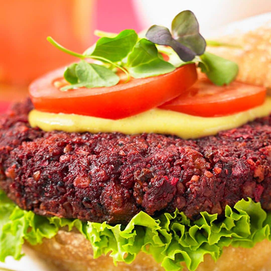 Hamburguesa de remolacha y nueces pecanas