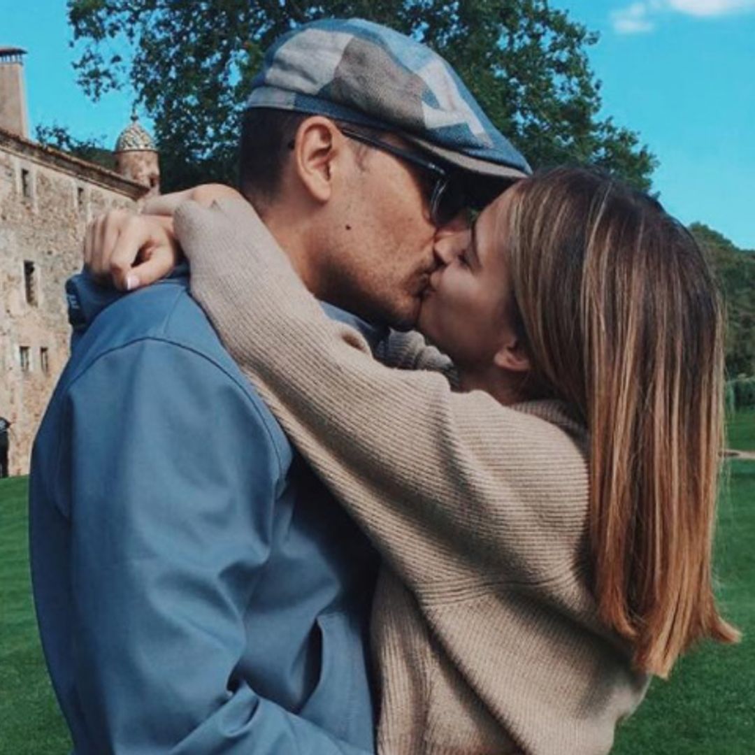 En exclusiva, el inesperado momento que escogió Laura Escanes para escribir sus románticos votos a Risto Mejide