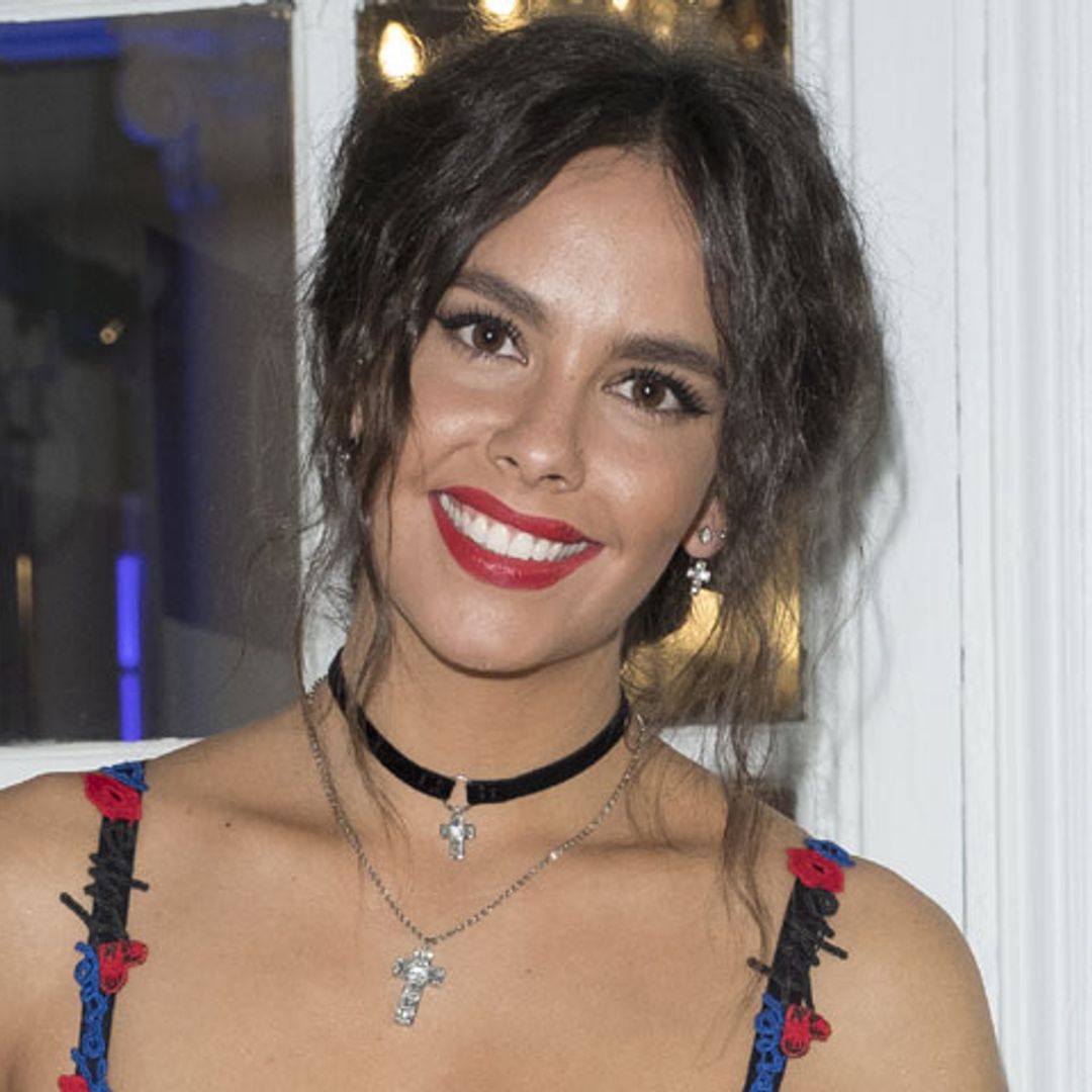 ¡Lo ha vuelto a hacer! Cristina Pedroche sorprende con un estilismo de 'andar por casa'