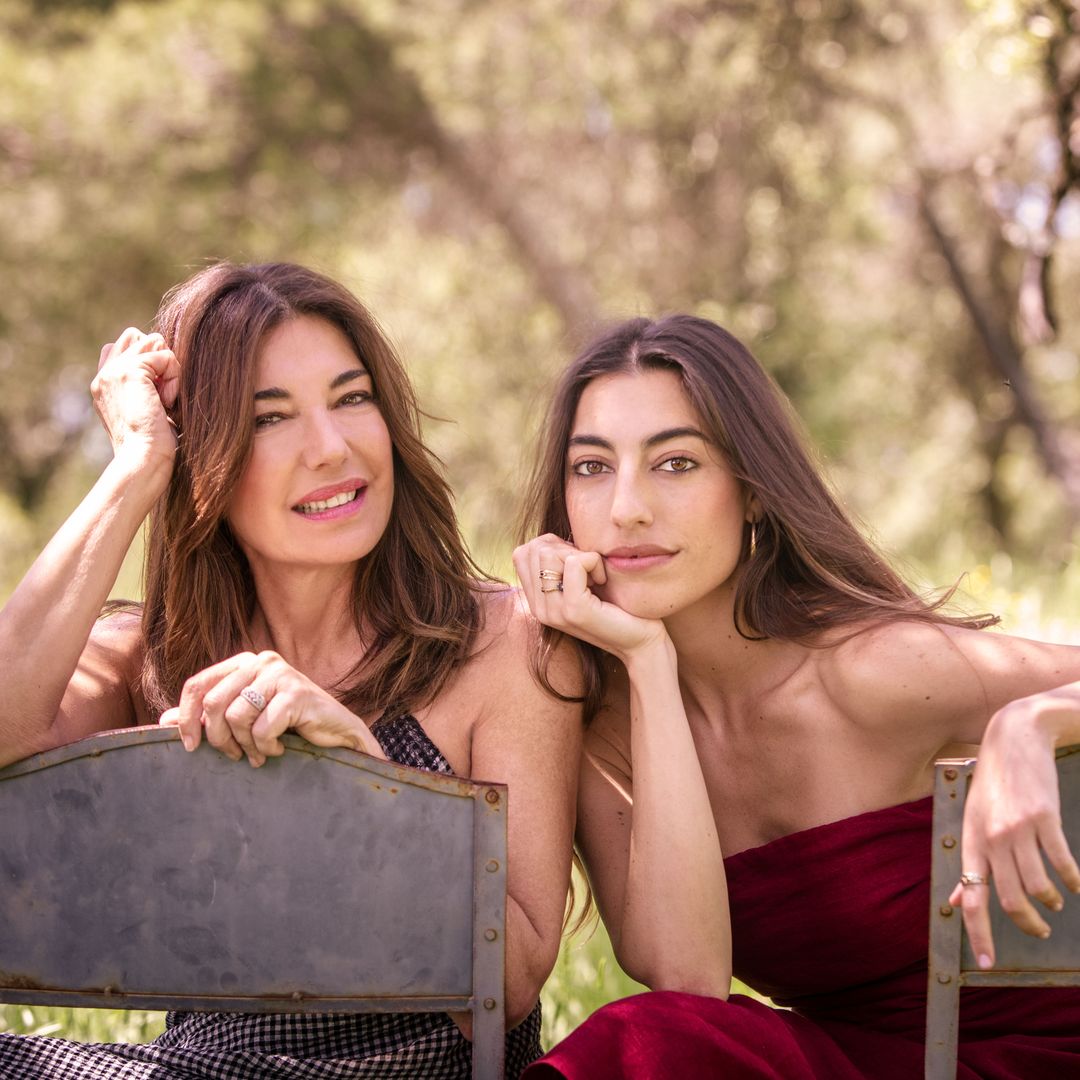 Claudia Ula desvela si hará abuela a Raquel Revuelta pronto y pone una única condición