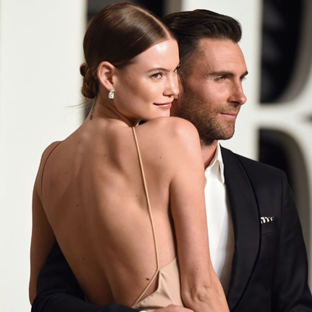 Primera foto de la segunda hija de Behati Prinsloo y Adam Levine: se parece a...