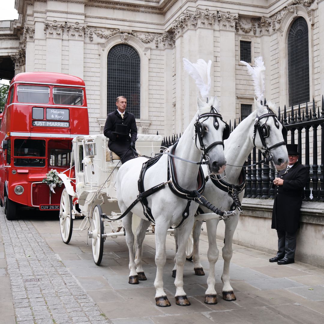 LAS IMÁGENES EXCLUSIVAS Y TODOS LOS DETALLES DE LA BODA DE LA "SPICE GIRL" MEL B CON RORY MCPHEE, EN LONDRES 