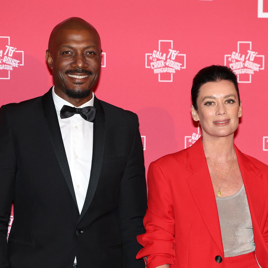 Charlène y Alberto de Mónaco presiden la noche benéfica más glamurosa: fuegos artificiales, arte y estrellas en el Baile de la Cruz Roja