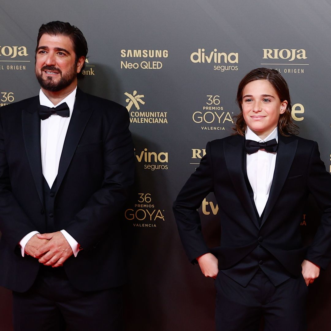 Antonio Orozco presume de su hijo Jan en un divertido vídeo cantando y despertándose a ritmo de Ana Mena