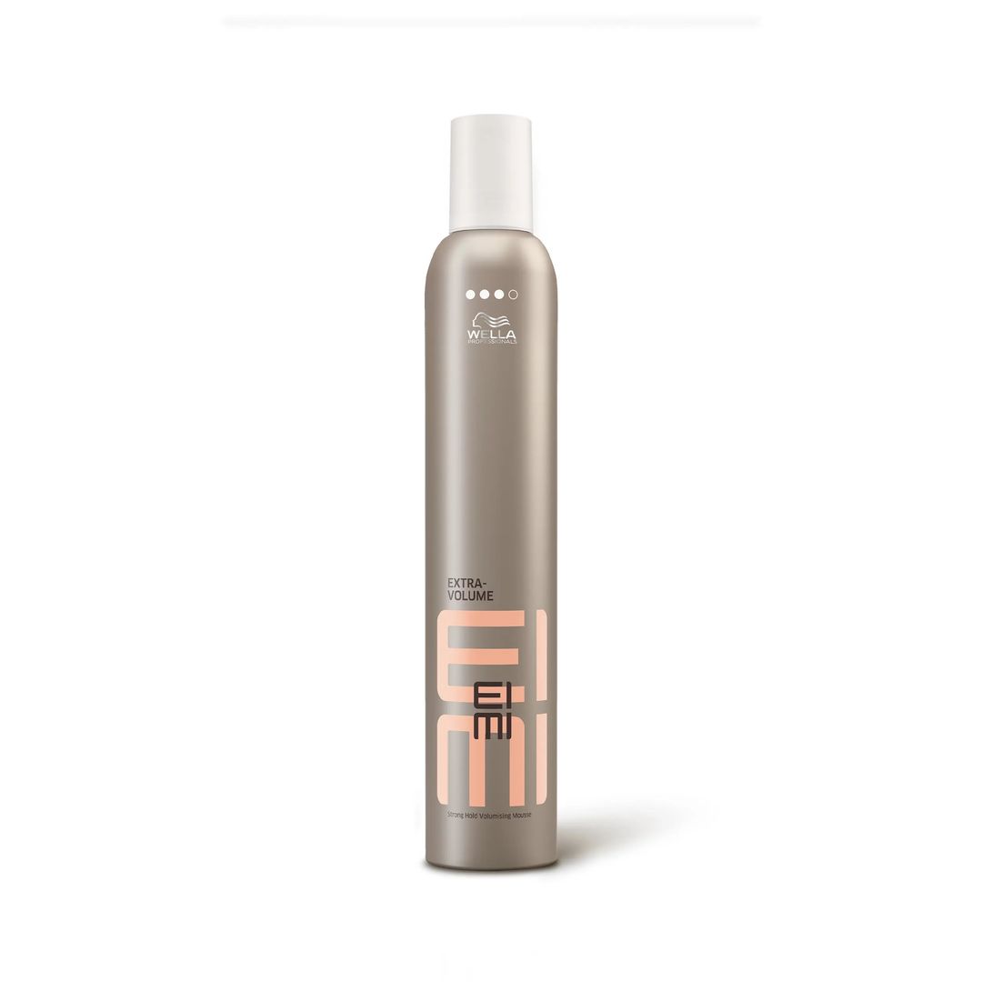 EIMI Extra Volume, de Wella Professionals (9,79 euros en Primor). Una espuma de alta fijación que aporta volumen y protege el cabello frente a la deshidratación del secador.