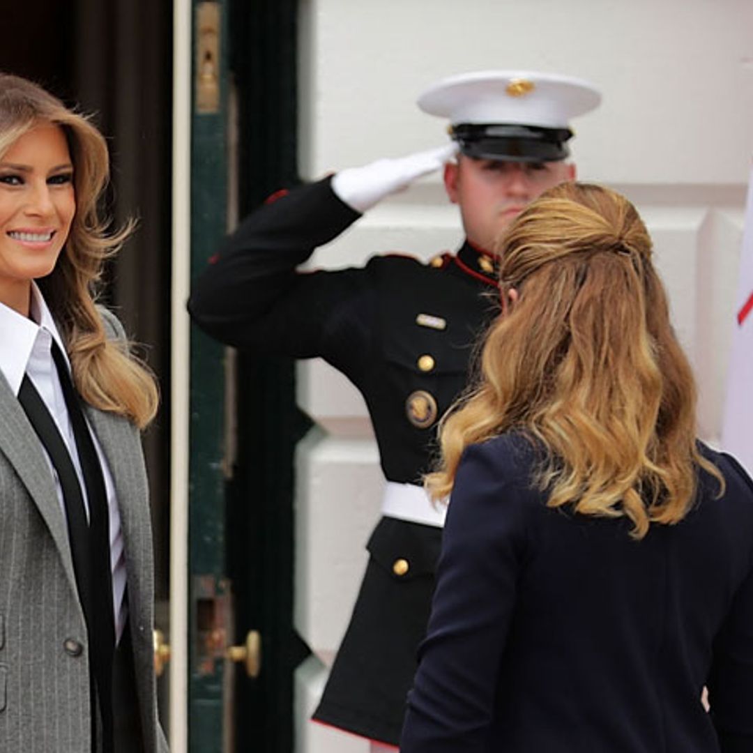 Melania Trump tiene el toque femenino definitivo para el traje masculino