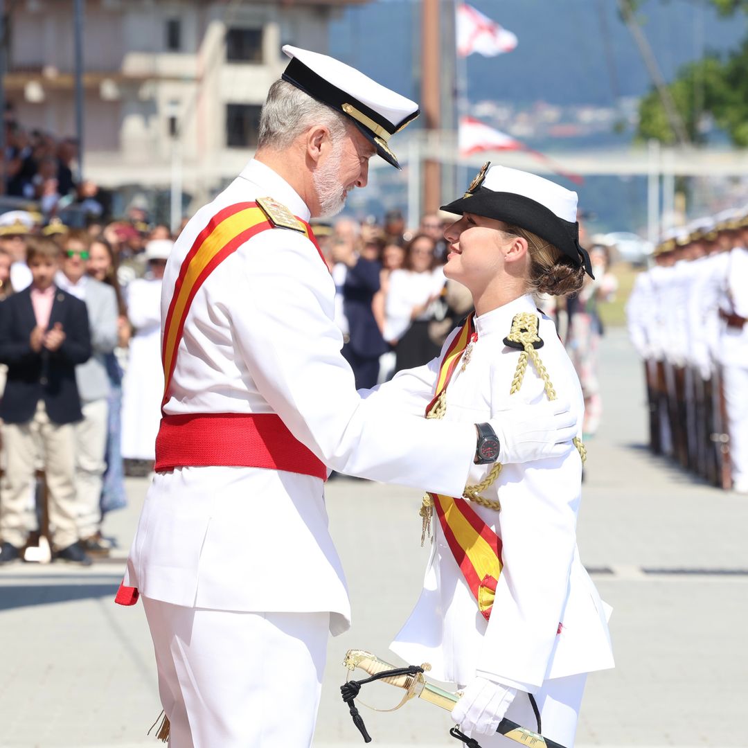 El significado de la nueva condecoración que Leonor ha recibido del rey Felipe al terminar su etapa en Galicia