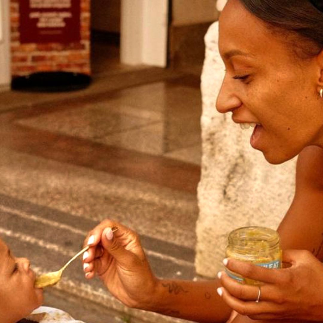 Las imágenes de las primeras vacaciones de Ana Peleteiro como mamá y en la cuenta atrás para su boda