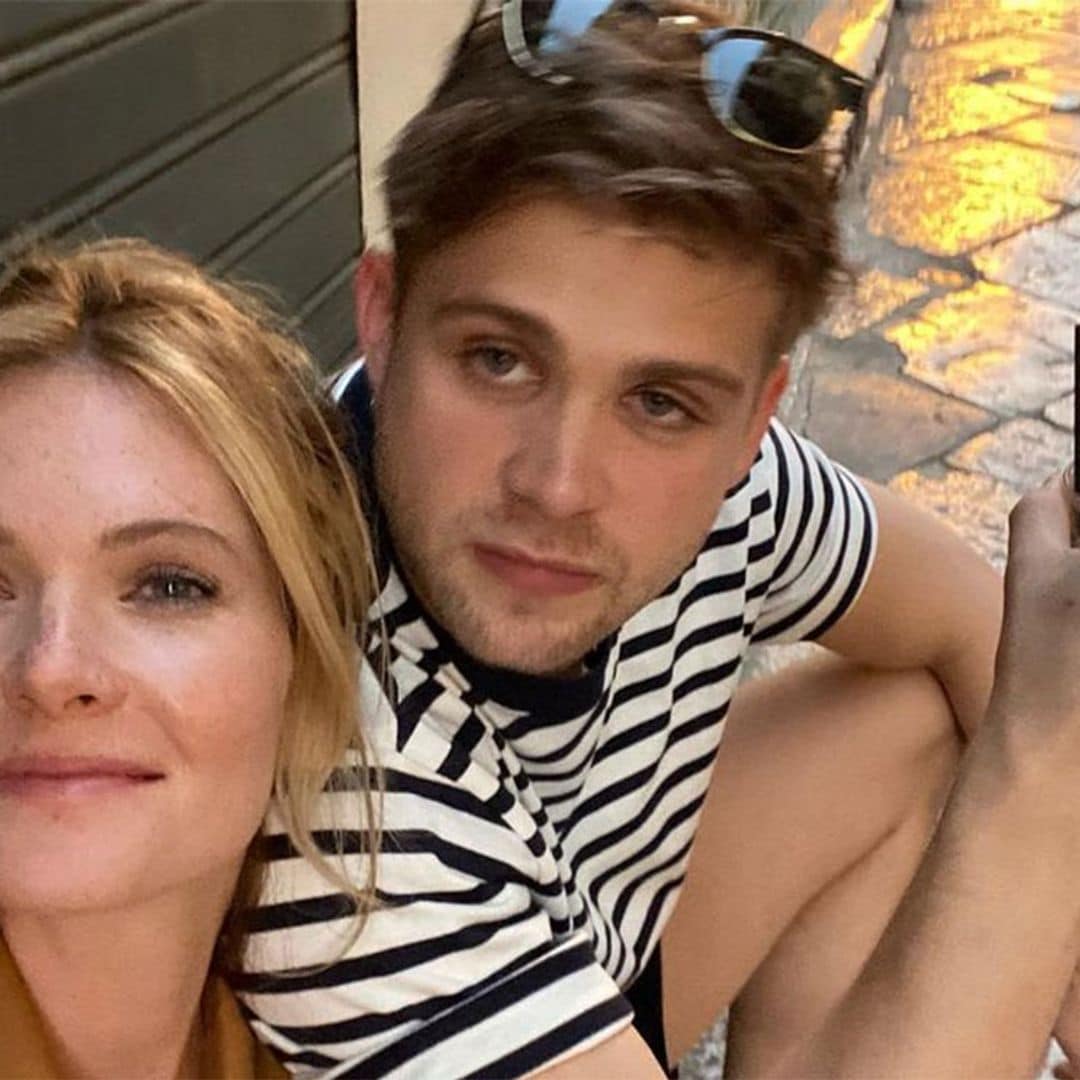 Meghann Fahy y Leo Woodall, estrellas de 'The White Lotus' y ¿algo más que amigos?
