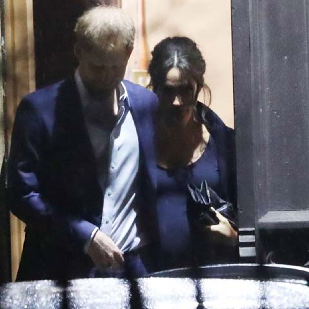 La Duquesa de Sussex luce su tripita de embarazada en todo su esplendor