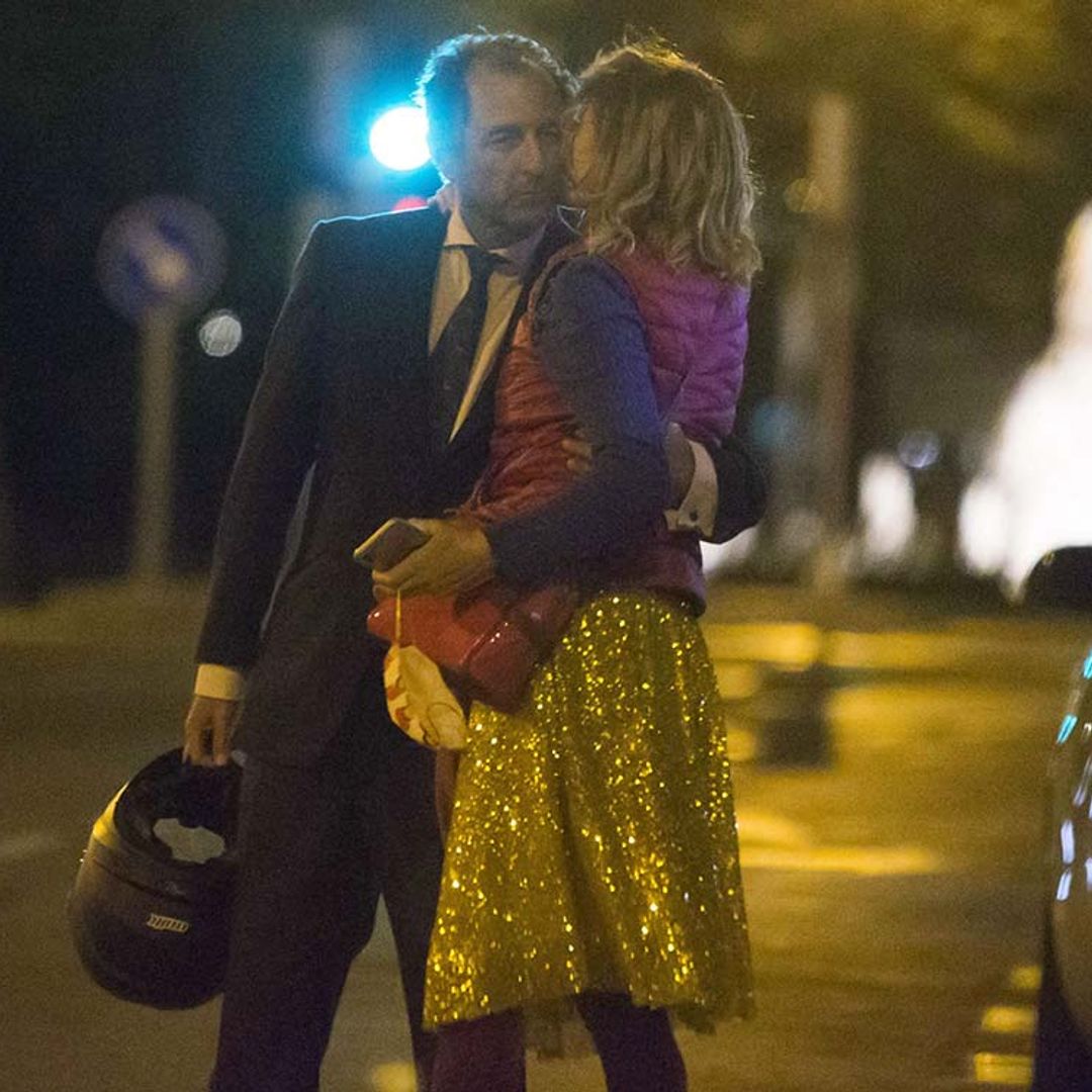 EXCLUSIVA: Ágatha Ruiz de la Prada y Luis Gasset, besos y abrazos en la noche madrileña