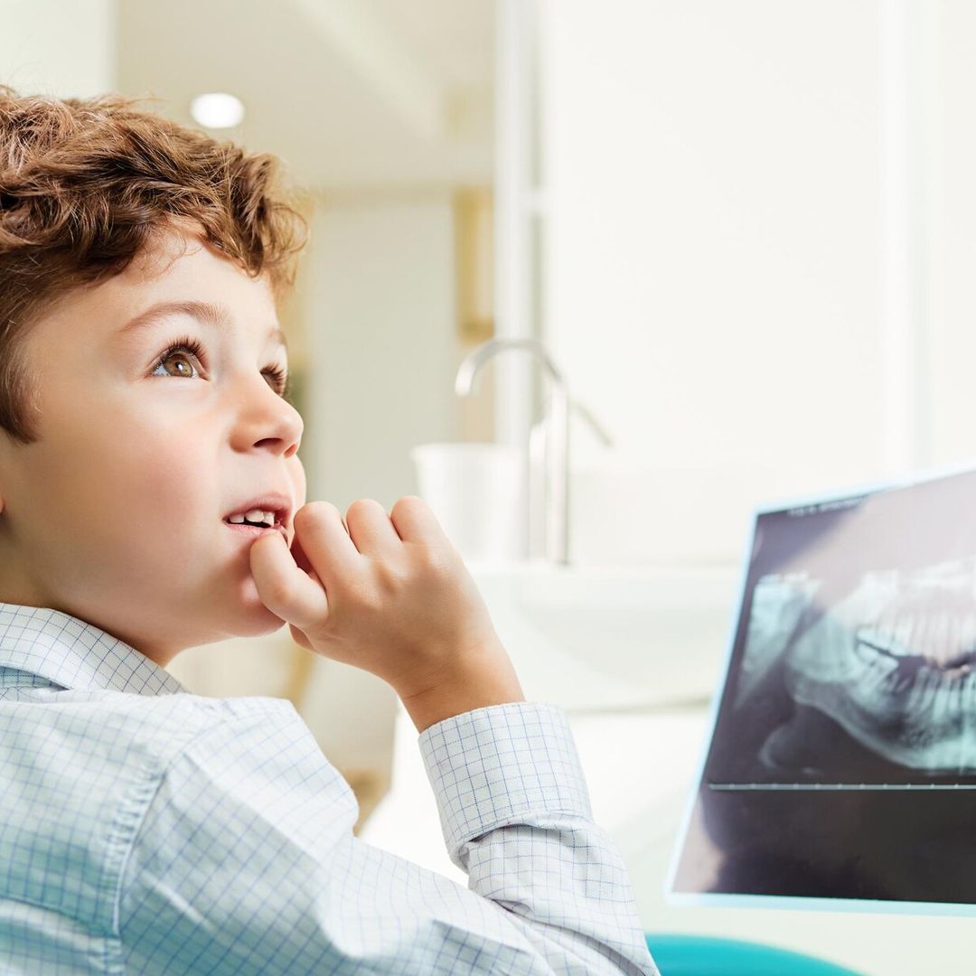 ¿Tu hijo rechina los dientes? Qué hacer ante el bruxismo
