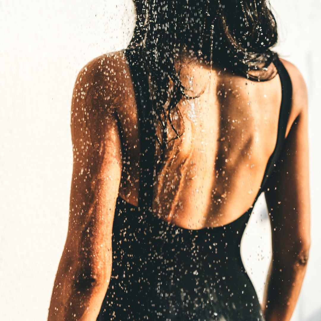 Descubre los beneficios del ‘dark showering’, la tendencia viral de TikTok