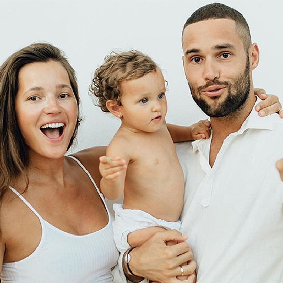 Malena Costa y Mario Suárez celebran el primer cumpleaños de su hija Matilda y desvelan que es idéntica a...