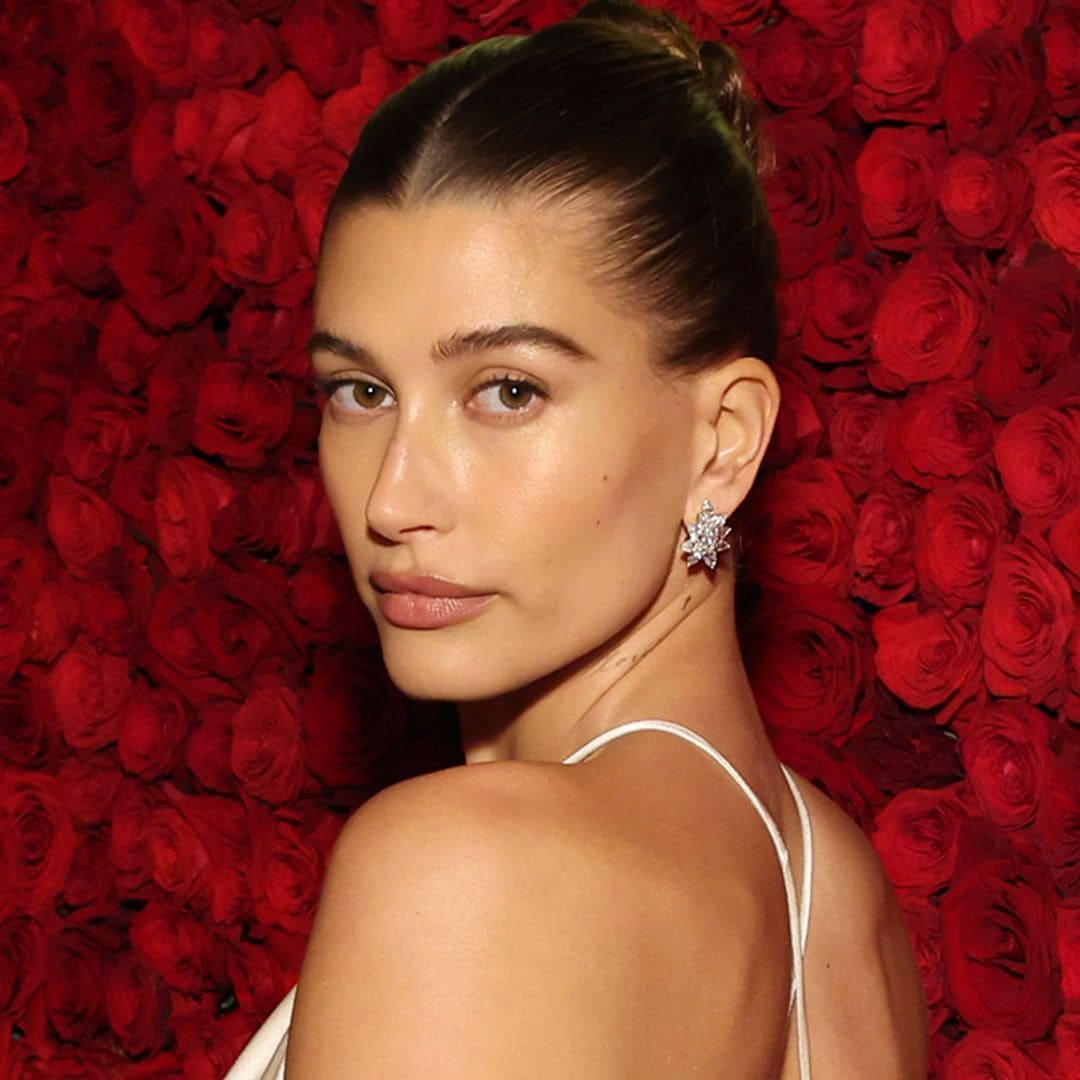 Cejas 'feather', otra tendencia en clave natural que inspira Hailey Bieber