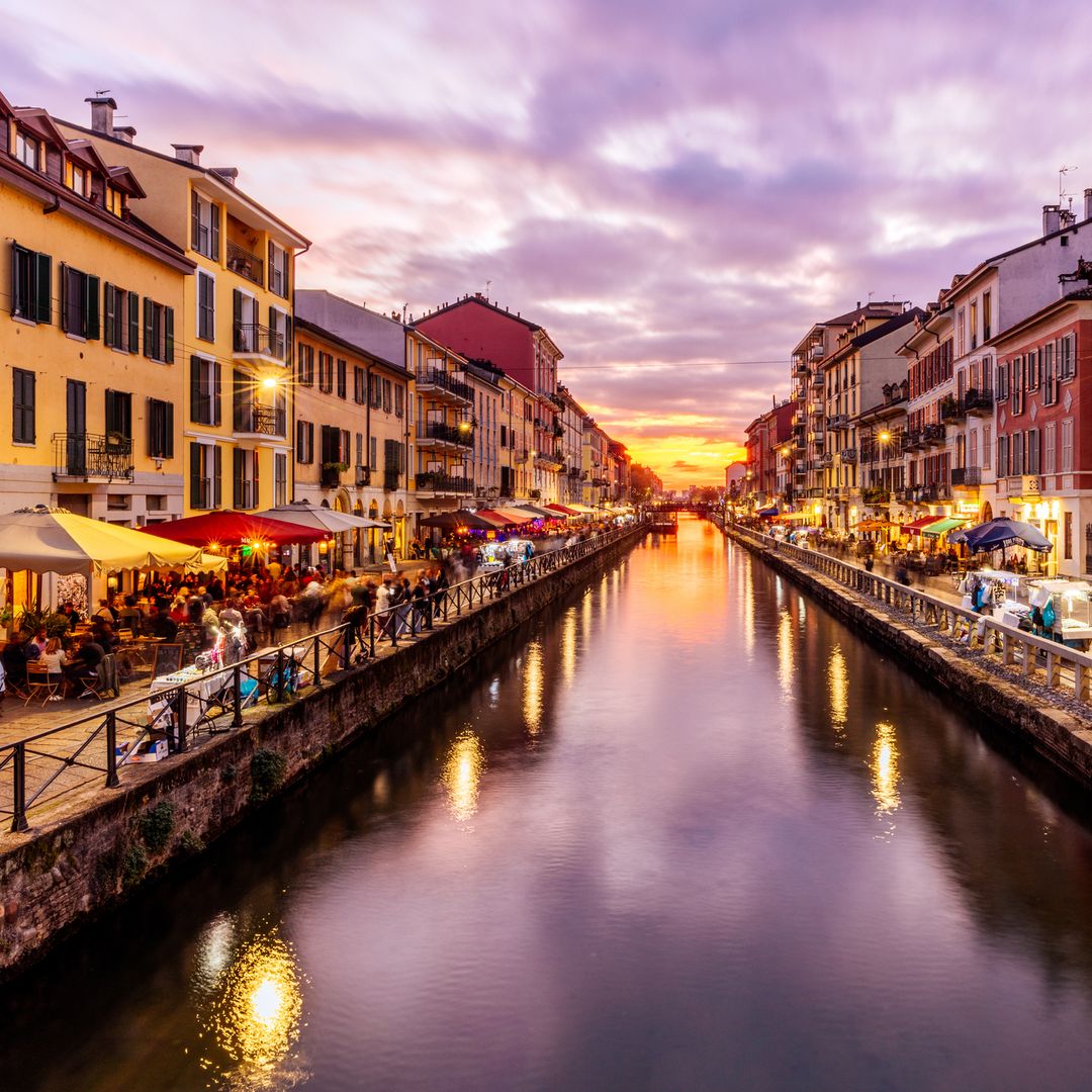 Canal Naviglio Grande, Milán, Lombardía