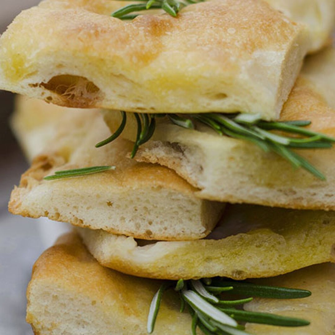 'Focaccia' al romero sin levadura
