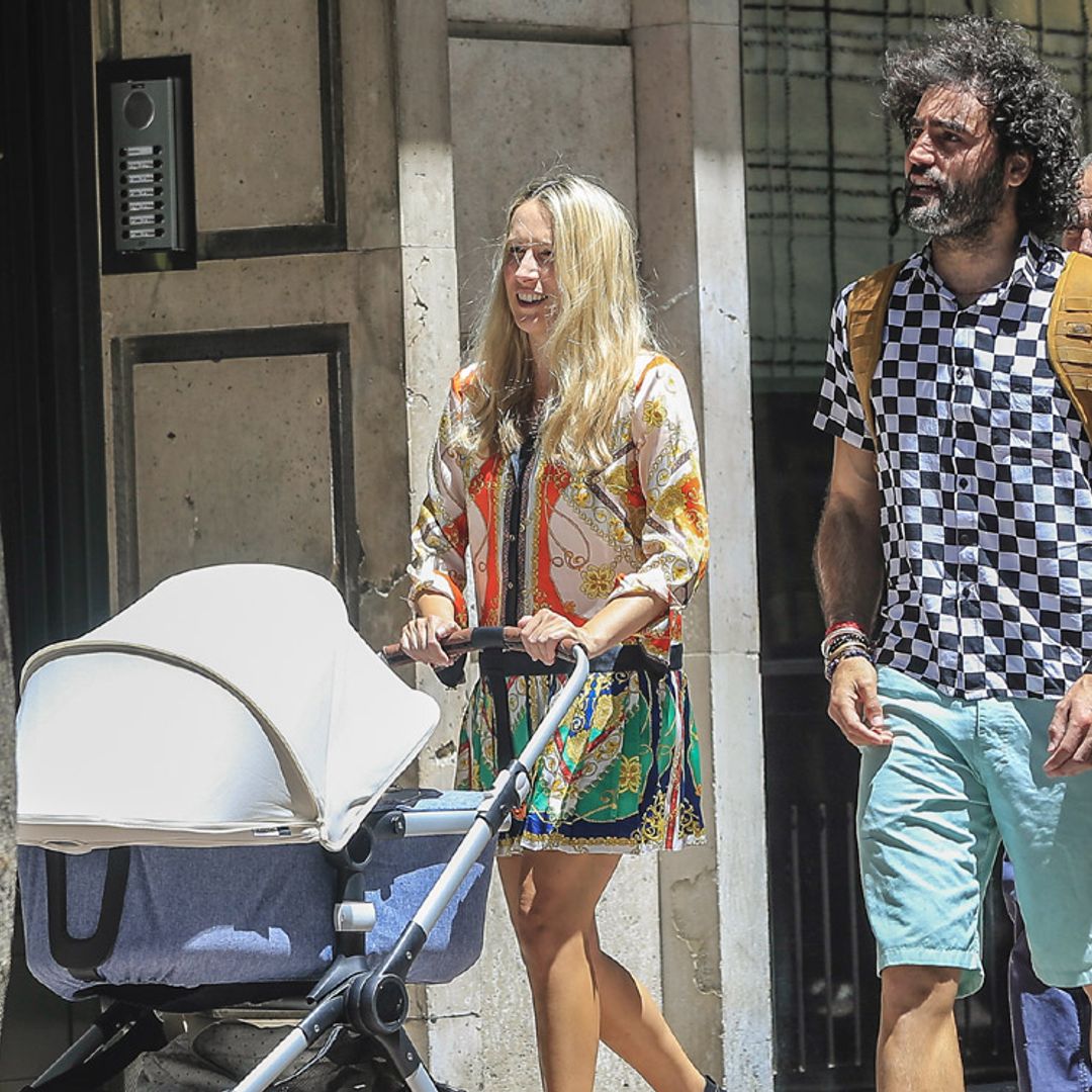 EXCLUSIVA: Primer paseo de Raúl Gómez (Maraton Man) con su mujer y su pequeña Julieta