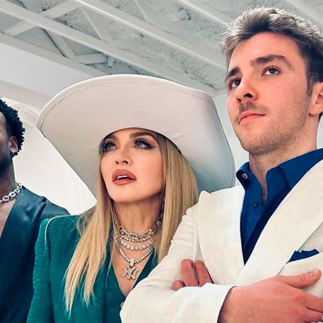 Rocco Ritchie conquista Estados Unidos con su arte arropado por su madre Madonna y sus hermanos
