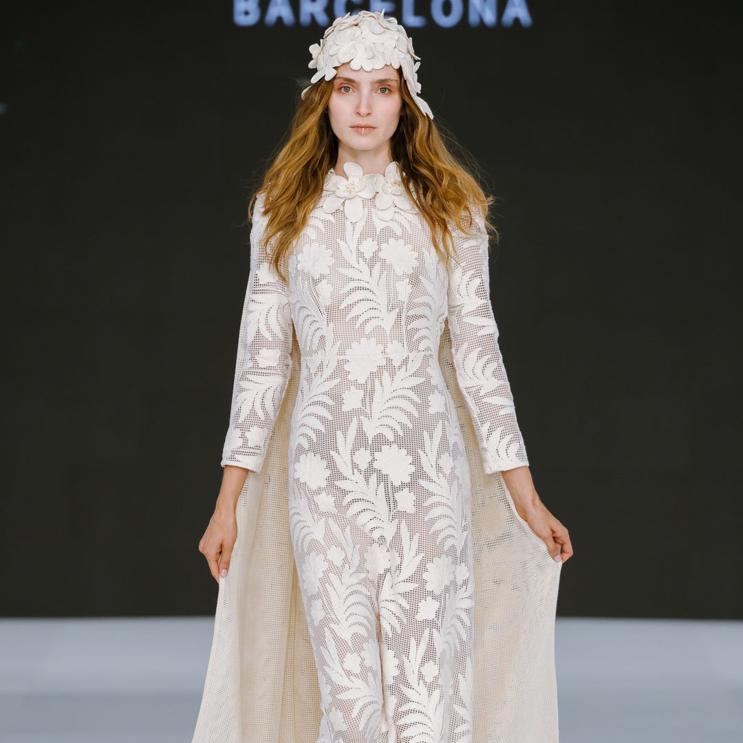 Immaclé o el arte de la ligereza: vestidos 'boho' y transparencias para una novia que busca autenticidad