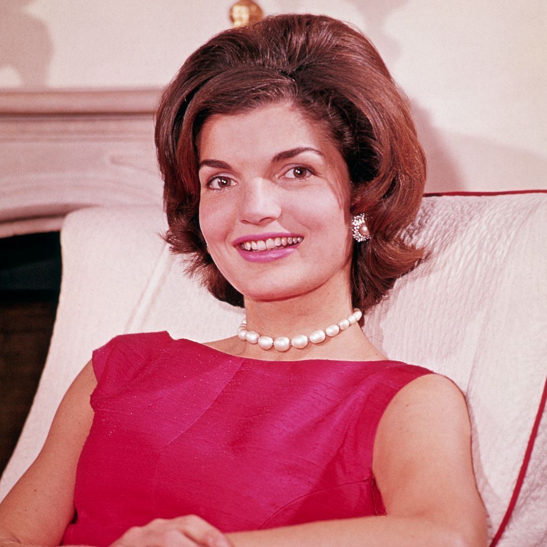 "Quiero vivir mi vida, no grabarla": la poderosa lección de Jackie Kennedy que cobra más fuerza 32 años después de su muerte