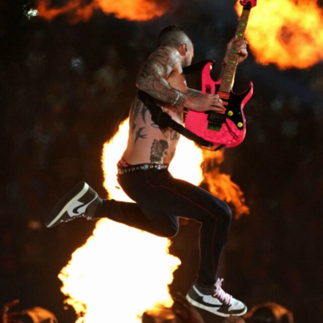 super bowl halftime show adam levine