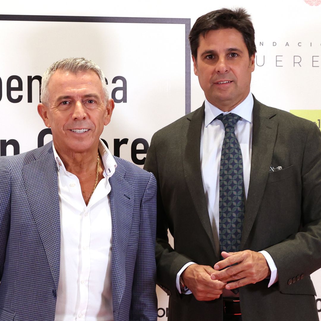 El torero Francisco Rivera Ordóñez y José Luis López "El Turronero" durante el photocall del 5º evento de la Fundación Querer en Madrid, el martes 7 de mayo de 2022