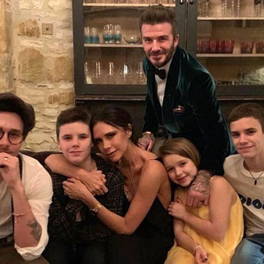 Los Beckham celebran el cumpleaños de su hijo Cruz atreviéndose con el patinaje sobre hielo