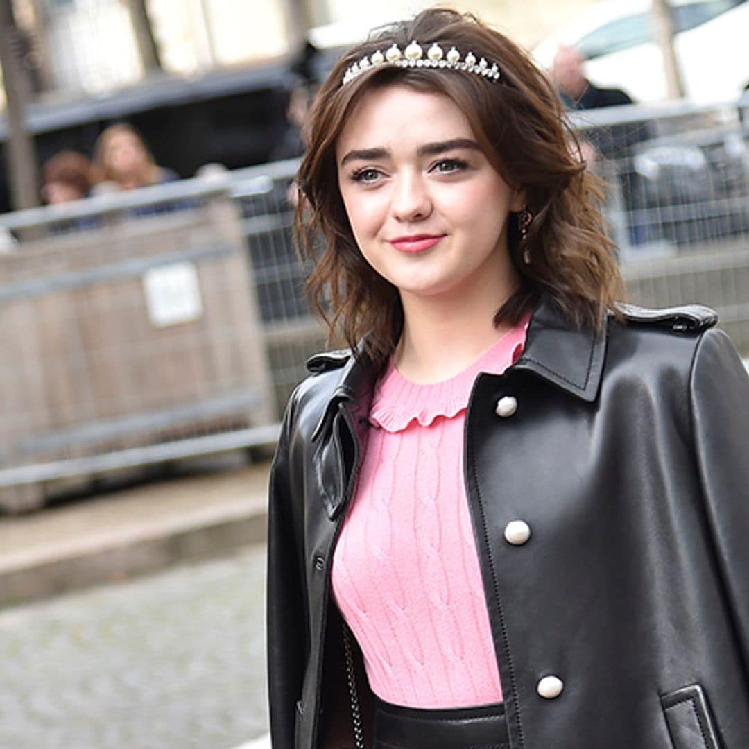 sencillez looks maisie williams