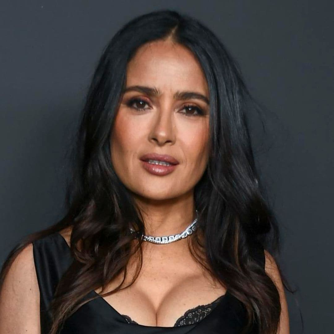 Salma Hayek brilla con su look pre-Oscar de inspiración lencera