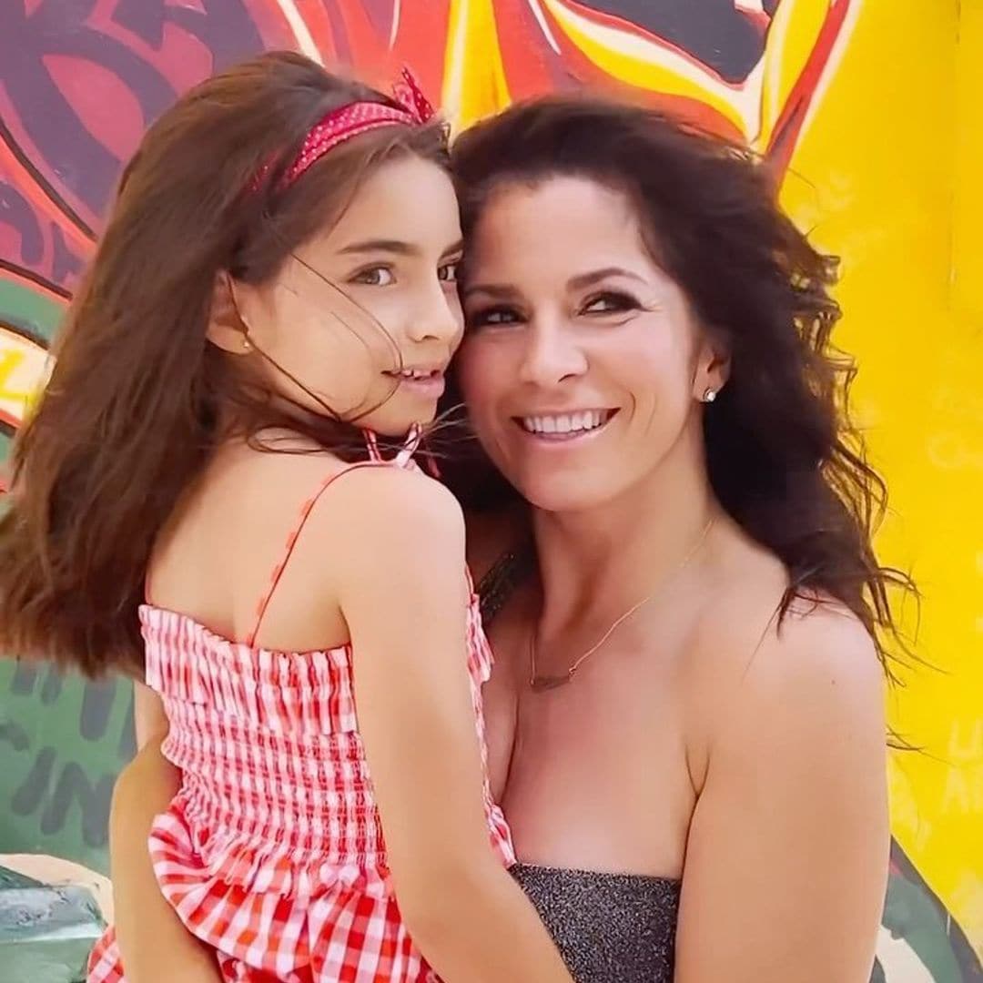 Alessandra Rosaldo abre su corazón y confiesa que sintió pánico tras convertirse en mamá
