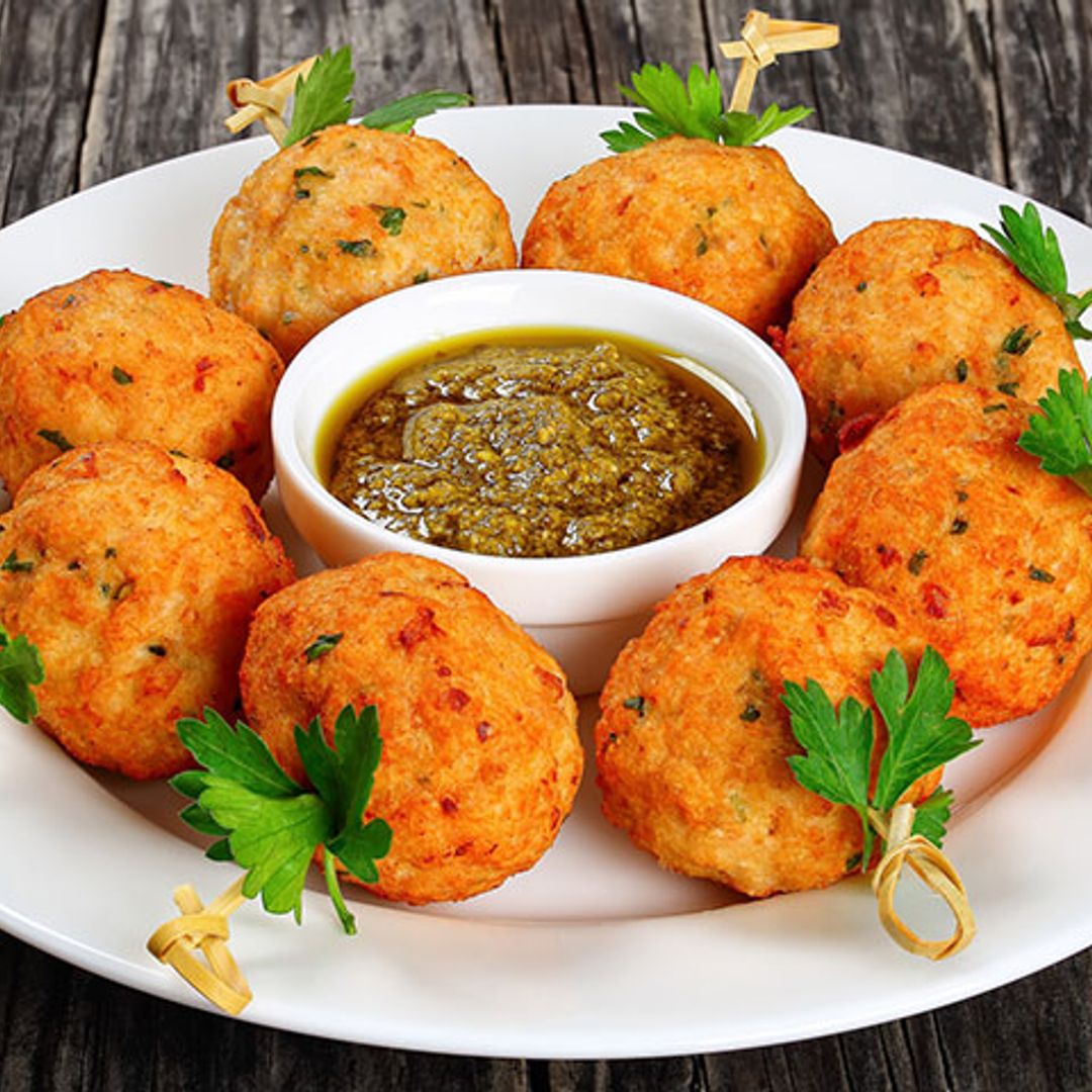 Albóndigas veganas con pesto de col rizada y pistacho